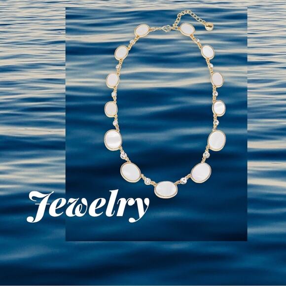 NEW Charter Club Station NECKLACE  17" Gold Crystal Stone & Shell Oval Circles - Picture 4 of 7